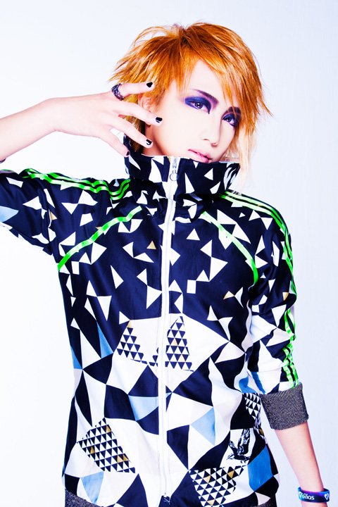 Bassist Oki