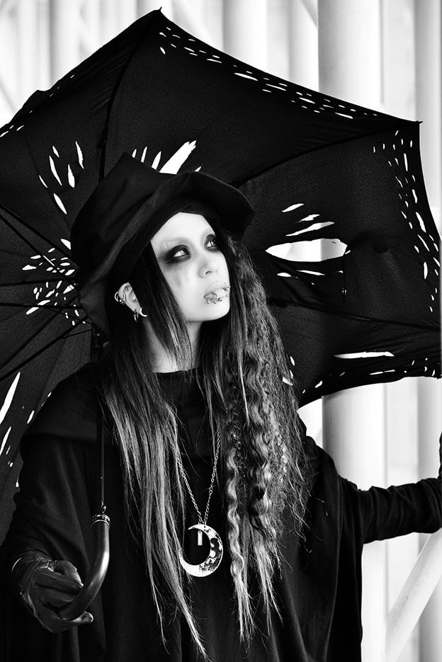 Bassist Naota.