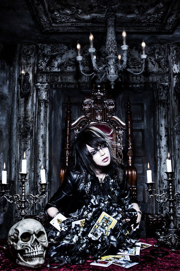 chariots Kisai KAZ Individual Artist Photo